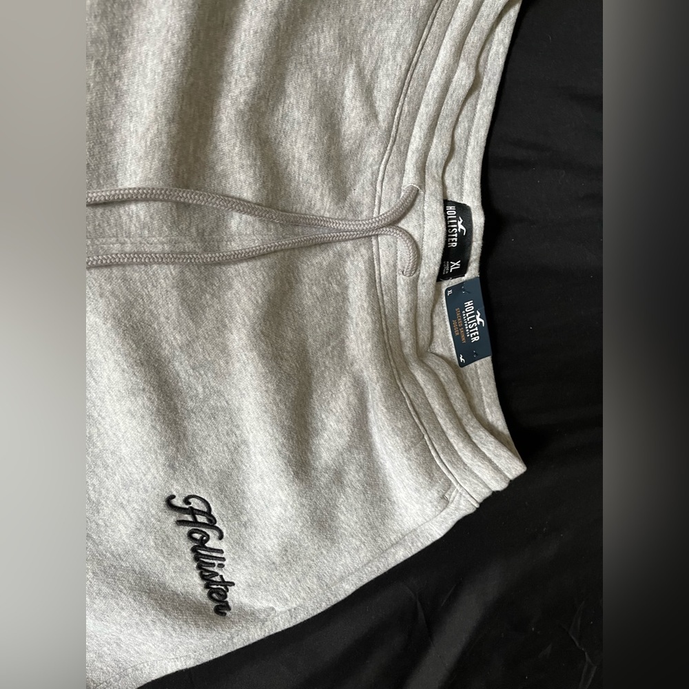 Hollister